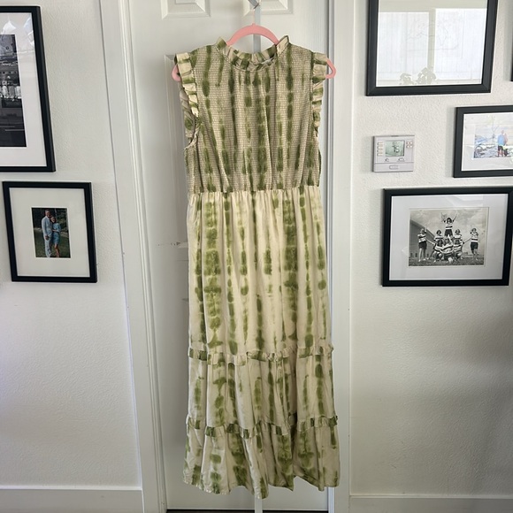 Marie Oliver Qiunnlyn Green Tie Dye Smocked Tiered Ruffle Dress - Picture 3 of 12
